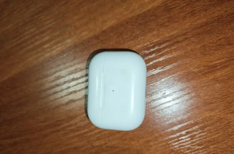 Airpods pro 2(type-c) 5 Airpods pro 2(type-c) 5