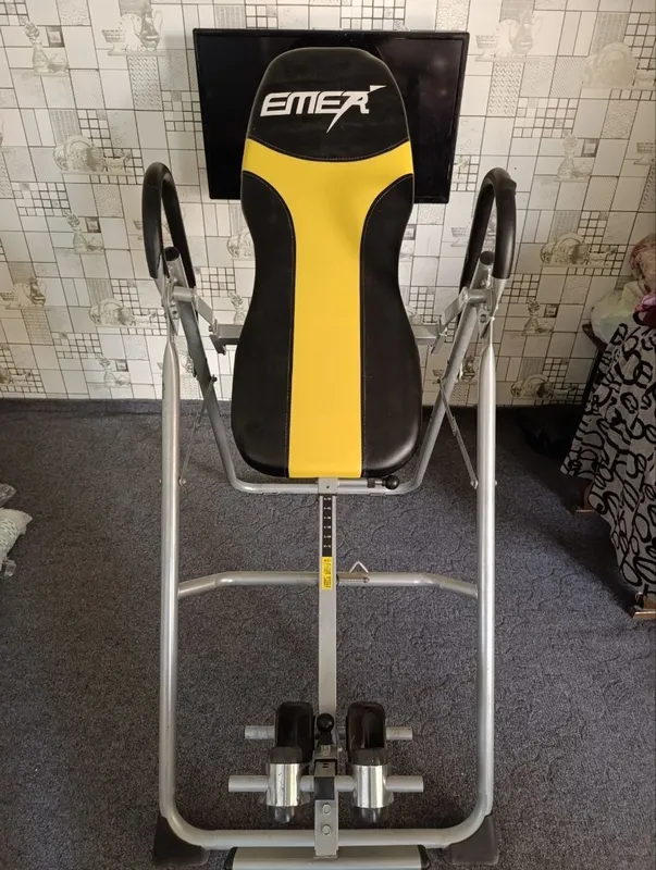 EMER 300 LBS, мини-столб, поясничная опора, удобная спинка из пеномате