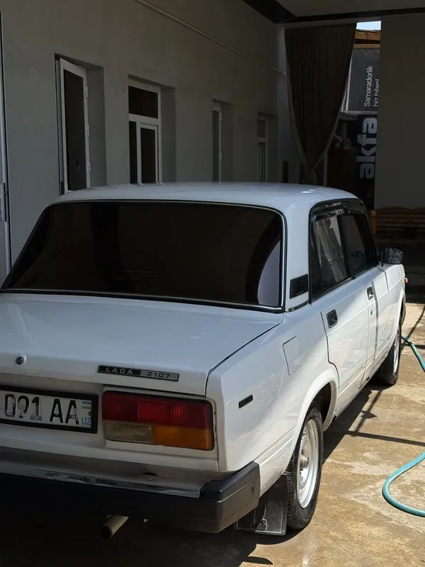 Vaz 07 1993yil holati yaxshi 3