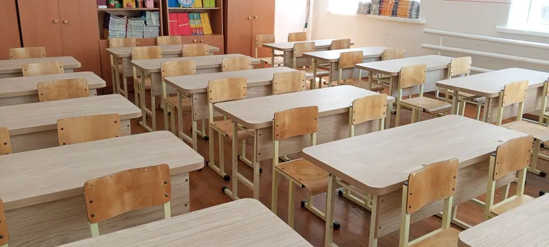 Maktab uchun parta va stul 1 Maktab uchun parta va stul 1