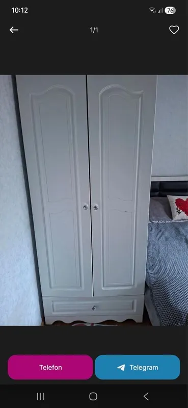 Oq rangli shkaf va kravat 1 Oq rangli shkaf va kravat 1