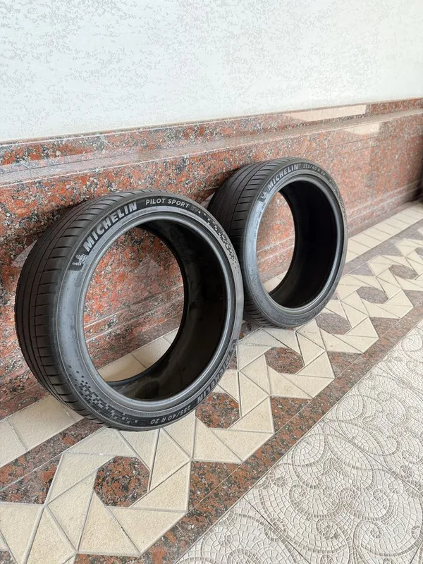 Donali michelin balon sotiladi 255/40/20