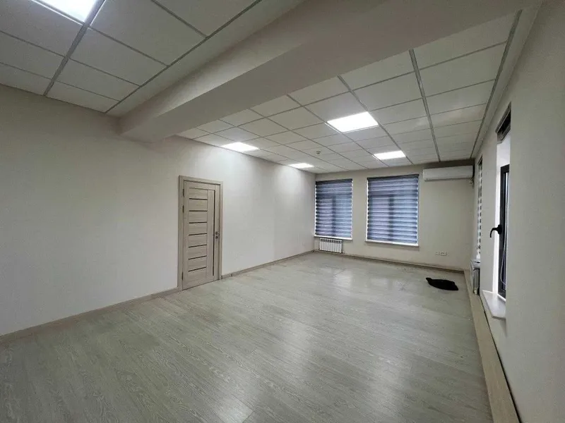 Аренда офиси Бизнес центр Ракат боши 222м2 — фото 2