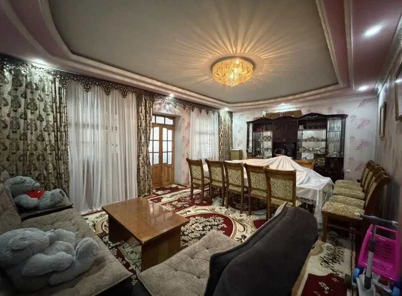 5-комнатный дом 4.5 сотки, 261 м², Мирабад ок уй махалля файзиобад — фото 2