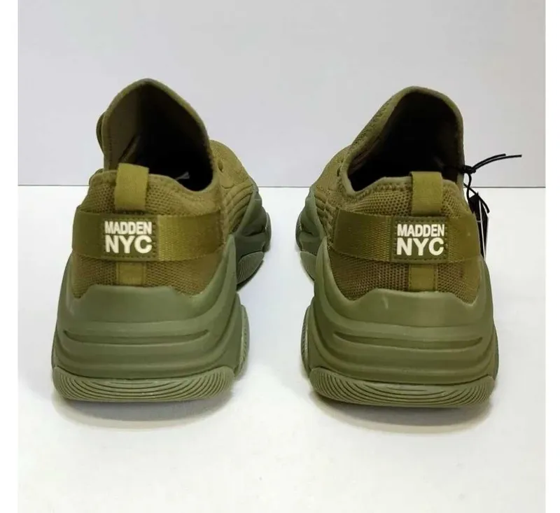 Продам новые кроссовки привезли из США, бренд Madden NYC 45 размер 4 Продам новые кроссовки привезли из США, бренд Madden NYC 45 размер 4