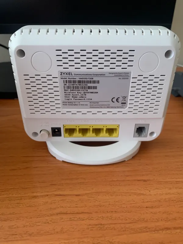 ZYXEL Wi‑Fi router 1