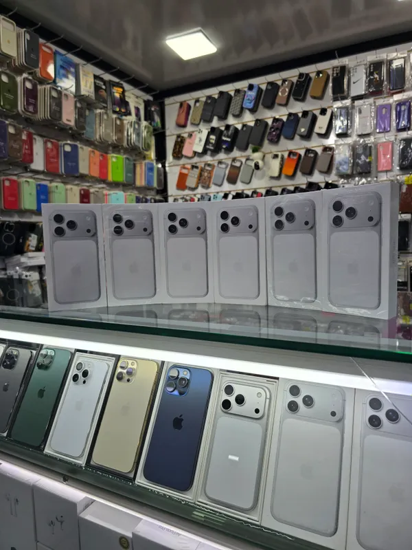 iPhone 17 Pro 1 iPhone 17 Pro 1