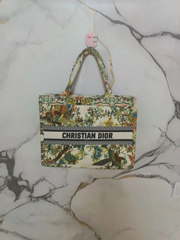 sumka dior katta