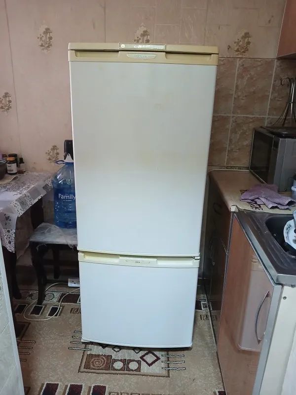 Холодильник сотилад 4 Холодильник сотилад 4