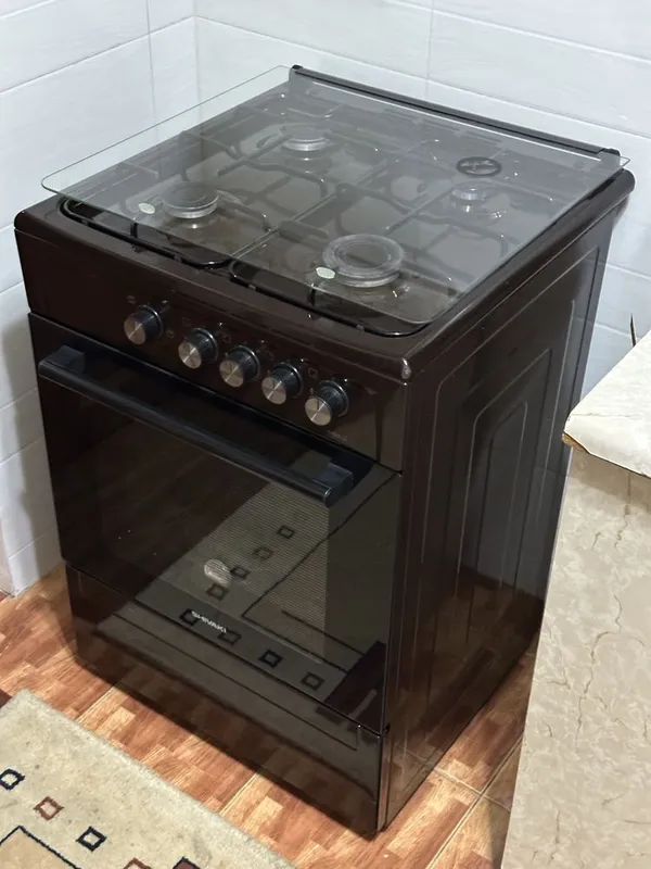 Продам Газовую Плиту SHIVAKI + Вытяжку 1
