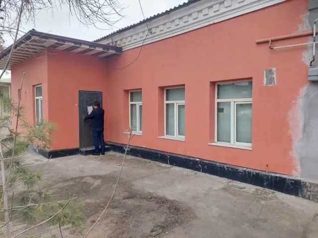 Нотурар шакилдаги уй жой