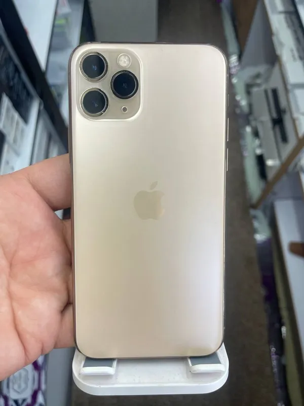 iPhone 11 Pro 256GB Gold 1 iPhone 11 Pro 256GB Gold 1