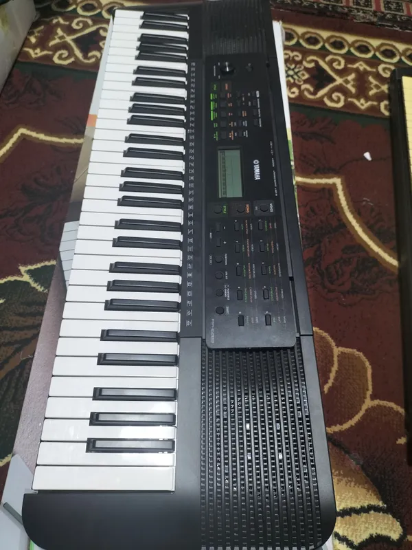 YAMAHA PSR-E283 rez va arzon sotiladi
