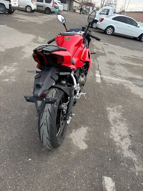 Мотоцикл Qj moto 421 4 цилинлра 2 Мотоцикл Qj moto 421 4 цилинлра 2