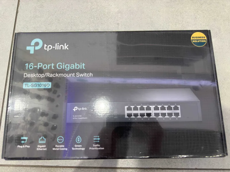 Коммутатор Гигабитный 16 портов TP-LINK TL-SG1016D Коммутатор Гигабитный 16 портов TP-LINK TL-SG1016D