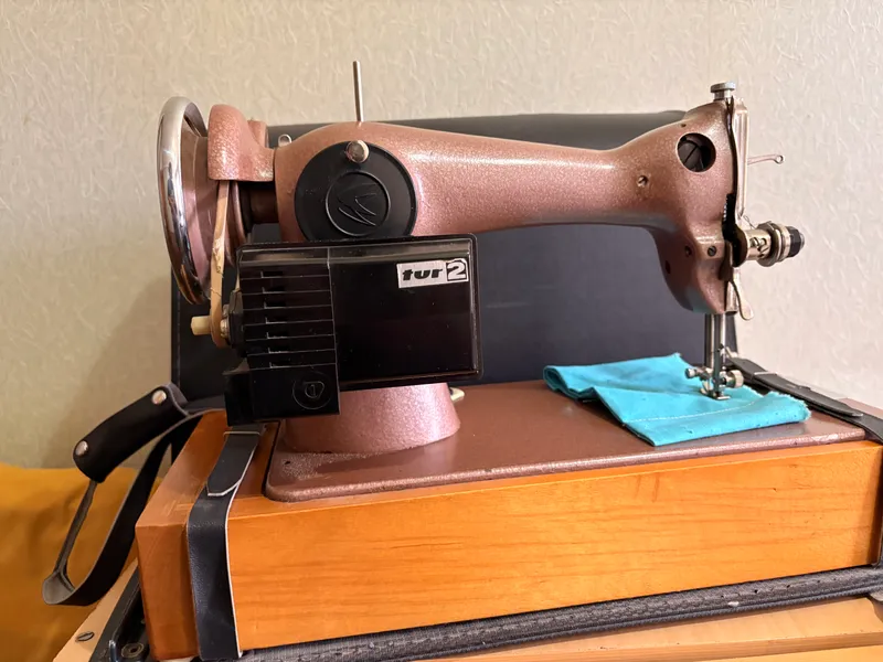 Elektr yuritmali “Chayka” (SSSR) tikuv mashinasi 2