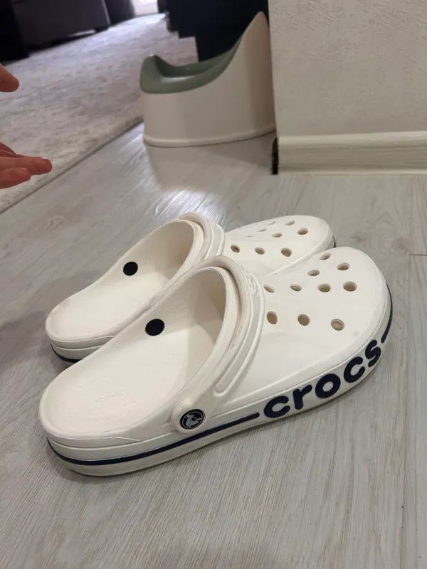 Crocs shippaklari Crocs shippaklari