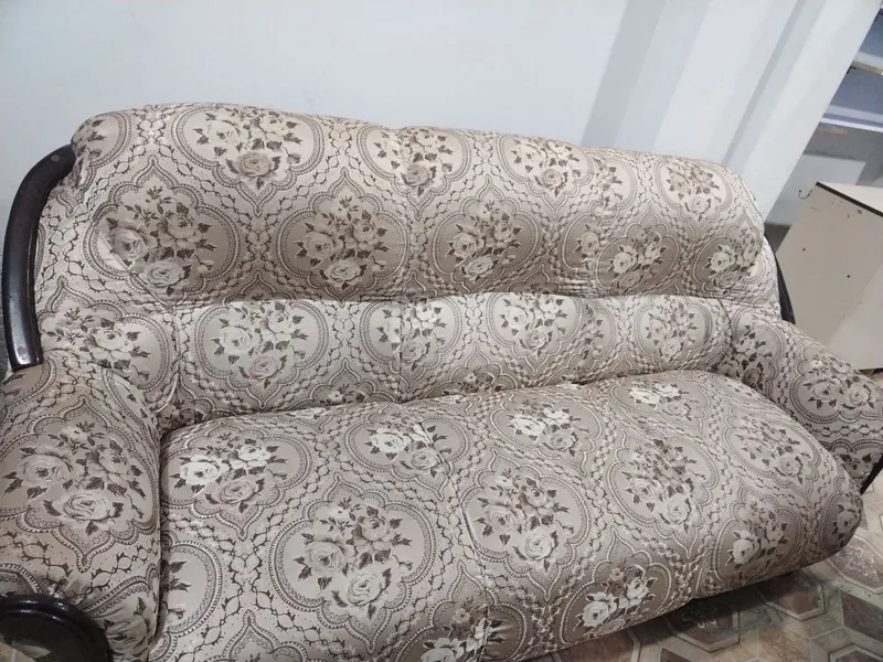 Divan kireslo sotiladi 1 Divan kireslo sotiladi 1