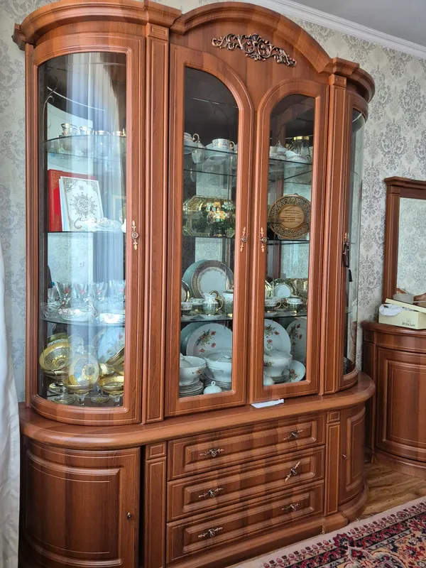 гостиная мебель комод+сервант