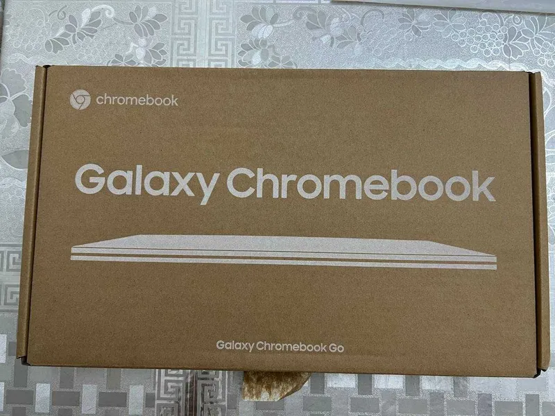 Galaxy Chromebook — фото 2