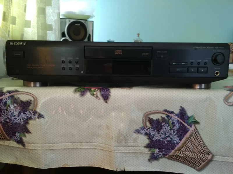 CD player sony CDP XE510 1 CD player sony CDP XE510 1