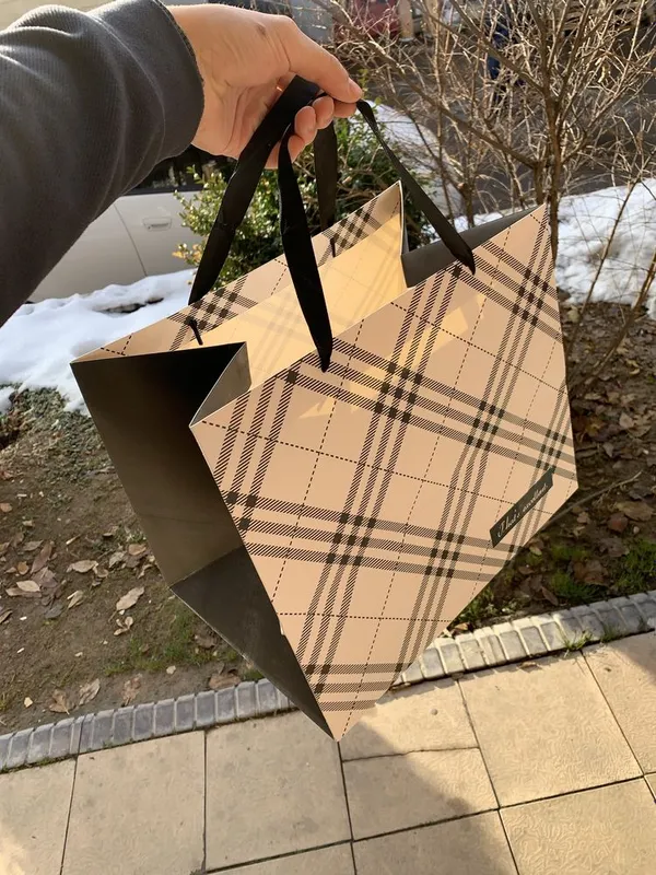 Пакет подарочний