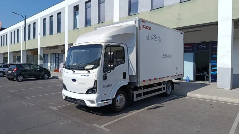 Isuzu Qingling EVM100 5