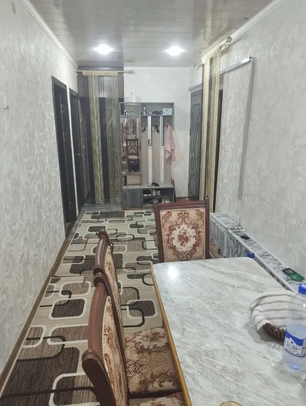 Дом сотилади.Зудлик билан.3 хонали 4 хона килинган. 7 Дом сотилади.Зудлик билан.3 хонали 4 хона килинган. 7