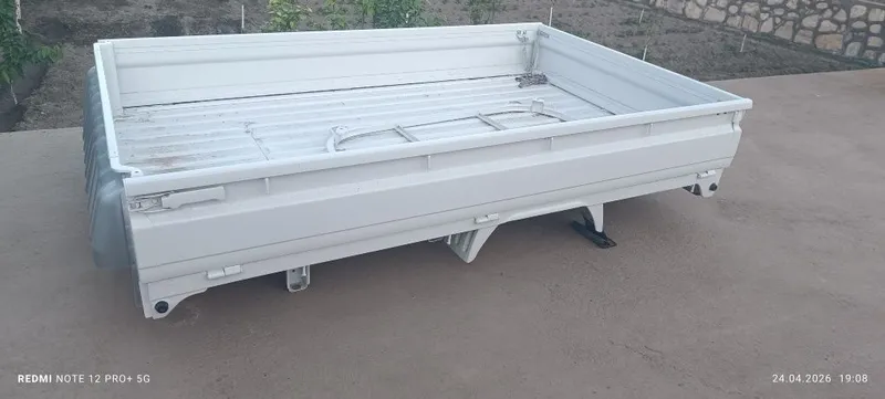 Labo bort sotiladi
