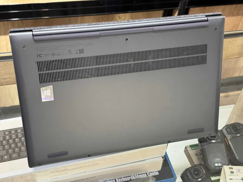 Lenovo Ideapad Slim 7 14ITL05 Core i5-1135G7 RAM 8 SSD 256 Сенсорный 7 Lenovo Ideapad Slim 7 14ITL05 Core i5-1135G7 RAM 8 SSD 256 Сенсорный 7