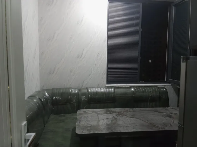 Uy ijaraga beriladi. Manzil Andijon shaxri Navoiy shox koʻchasi 4