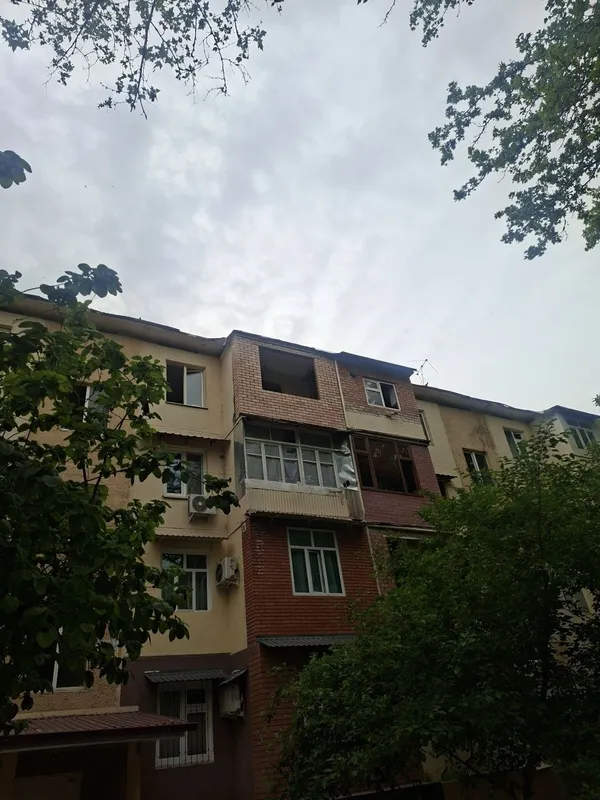 Balkonga g'isht teramiz. Kladka balkon. Керпичная кладка балконов — фото 3