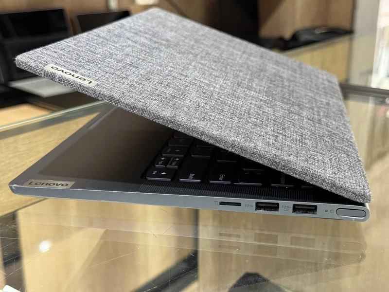 Lenovo Ideapad Slim 7 14ITL05 Core i5-1135G7 RAM 8 SSD 256 Сенсорный 3 Lenovo Ideapad Slim 7 14ITL05 Core i5-1135G7 RAM 8 SSD 256 Сенсорный 3