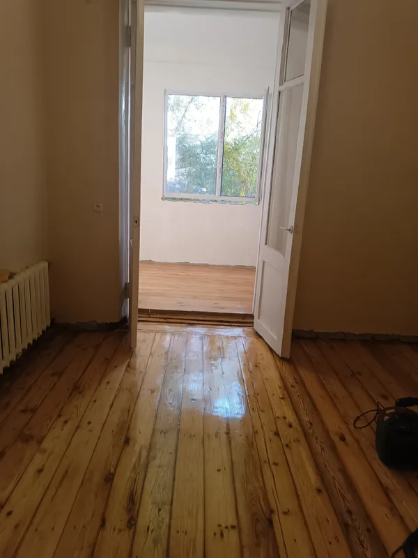 Продаю 3 комнатную 3/4/4 квартиру на Чиланзаре 3