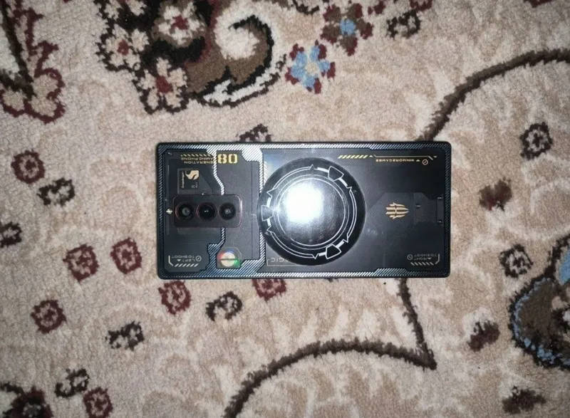 redmagic 8 pro 16+12/512GB — фото 1