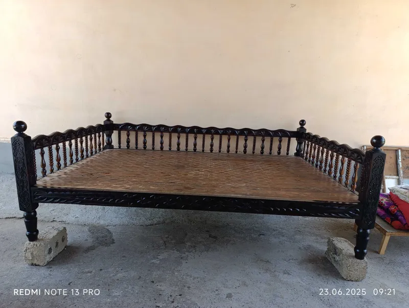 Kravat sotiladi razmeri eni 2 metr boyi 3 metr — фото 1