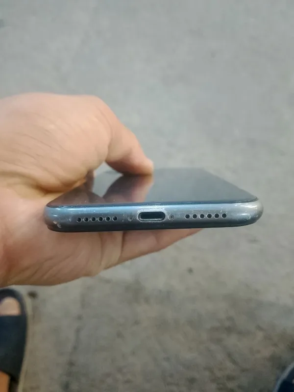 iPhone 11 1 iPhone 11 1