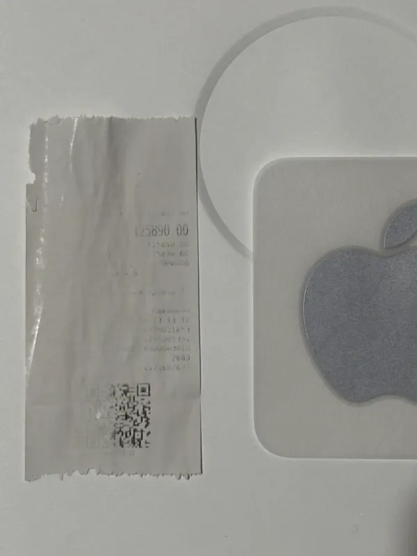 Apple MacBook Air M2 15″ (2023) 9