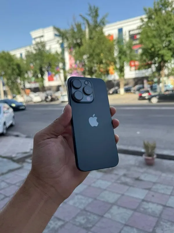 Iphone /15 pro madeli