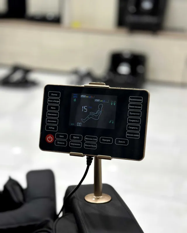 Премиальное массажное кресло Renomax R-015 с планшетом (Доставка есть) 3