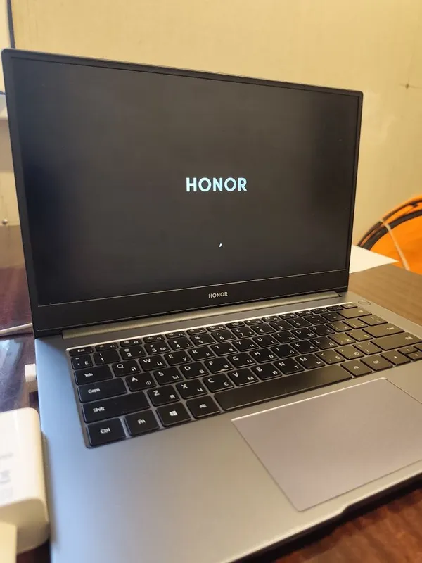 Honor magicbook X 14 8 256 Gb в отличном состоянии 1 Honor magicbook X 14 8 256 Gb в отличном состоянии 1