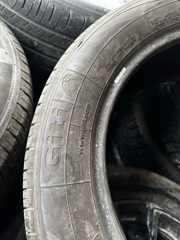 R17 giti 215/55/17 4 R17 giti 215/55/17 4