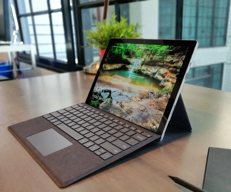 Microsoft pro 7 sotiladi holati zo‘r — фото 4 Microsoft pro 7 sotiladi holati zo‘r — фото 4