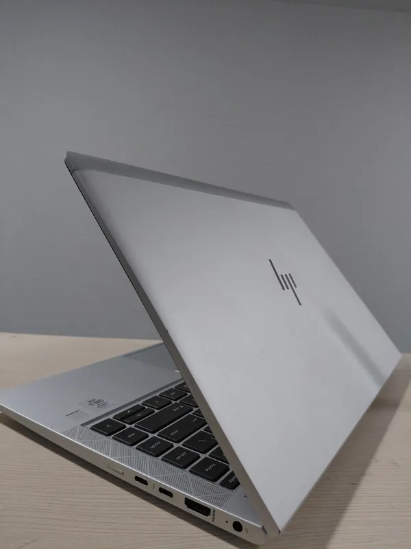 Продаю ноутбук HP EliteBook 840 G7 СРОЧНО! — фото 1