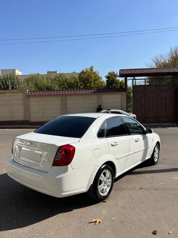 Lacetti 1.8 2