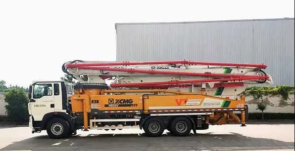 Бетононасосный грузовик XCMG 52m с шасси HOWO Hb52V 2026 CIP TASHKENT — фото 4