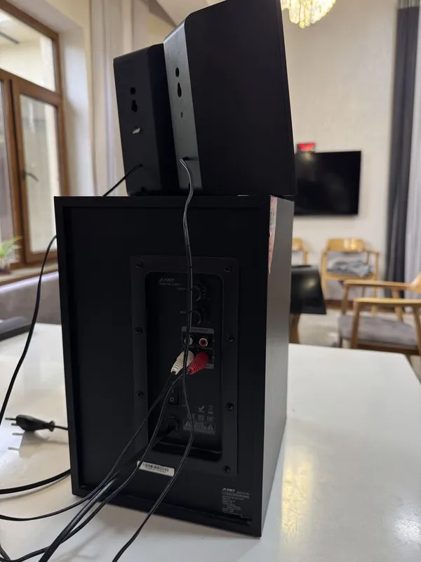 Акустическая система 2.1 F&D F380X (сабвуфер + 2 колонки) — фото 3 Акустическая система 2.1 F&D F380X (сабвуфер + 2 колонки) — фото 3