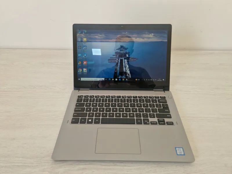 Dell inspiron sensorli Noutbuk 3 Dell inspiron sensorli Noutbuk 3