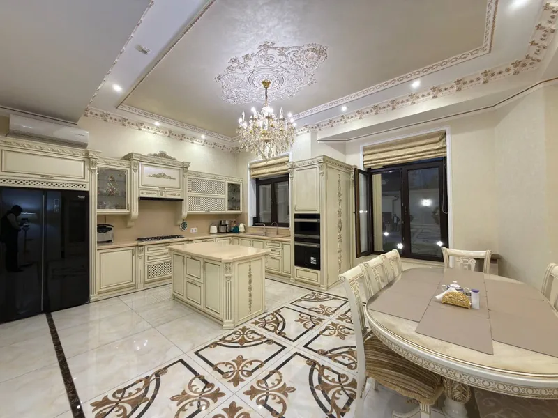 Продажа дом 1000 м², Яккасарайский 7