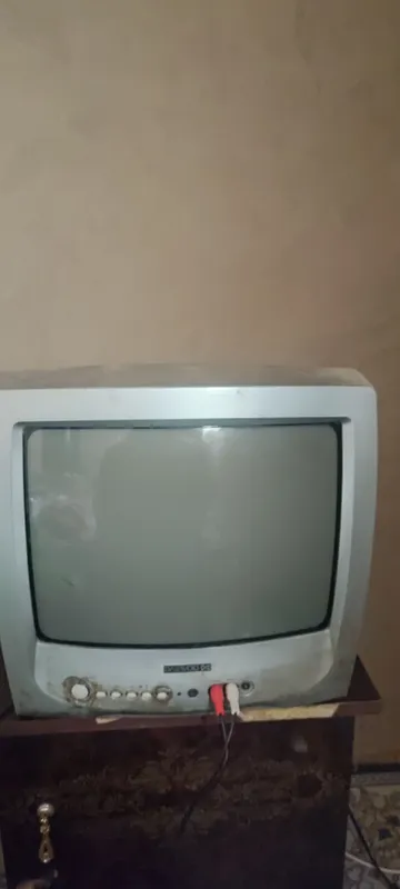 телевизор